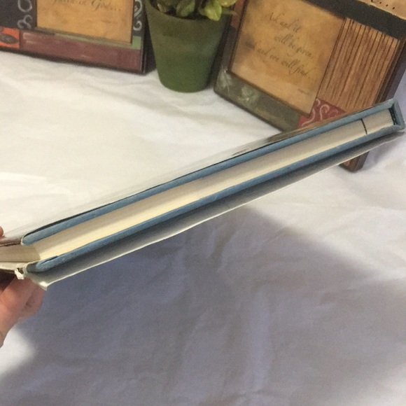 Home of the brave contemporary American immigrants hardback coffee table book - Picture 5 of 17